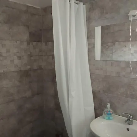 Ibolya Kertvarosaban Apartment