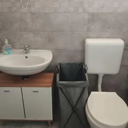 Ibolya Kertvárosàban Appartamento Debrecen