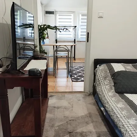 Apartment Ibolya Kertvarosaban