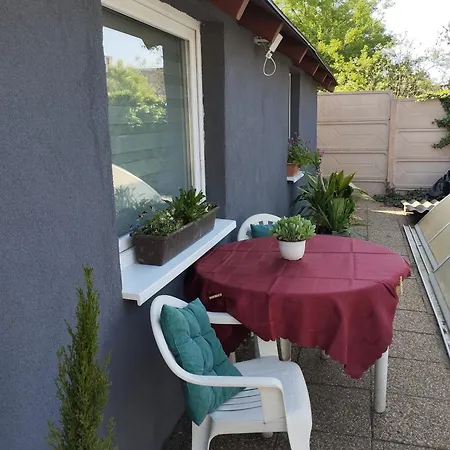 Apartment Ibolya Kertvarosaban Debrecen