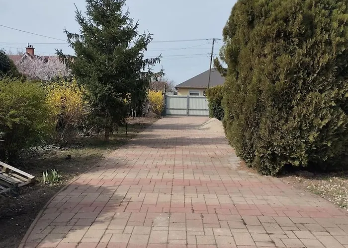 Ibolya Kertvarosaban 아파트 데브레첸